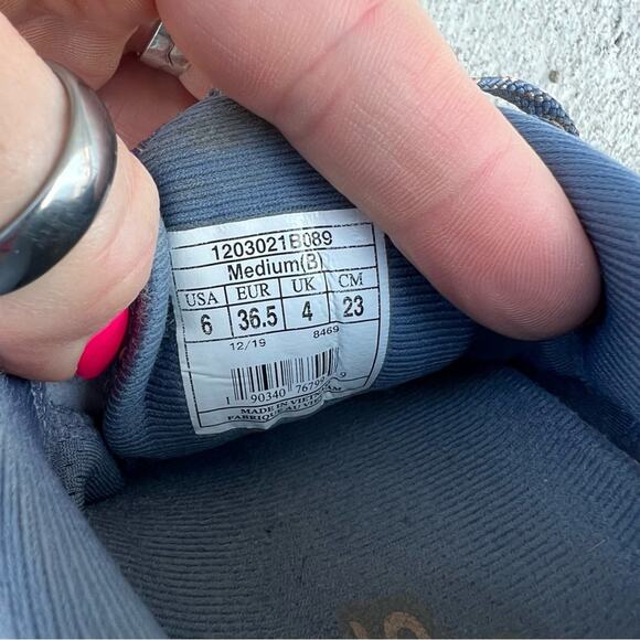 Brooks Revel 3 Gray Gold running Shoes 1203021b089 Size 6B - Picture 9 of 9